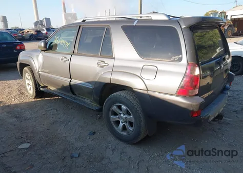 2004 Toyota 4Runner Sr5 Sport V8 z USA, uszkodzony, nr VIN JTEBT14RX40035743